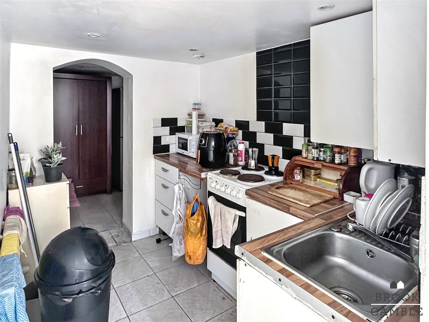 4 Bedroom House. Susans Road in Eastbourne,  11